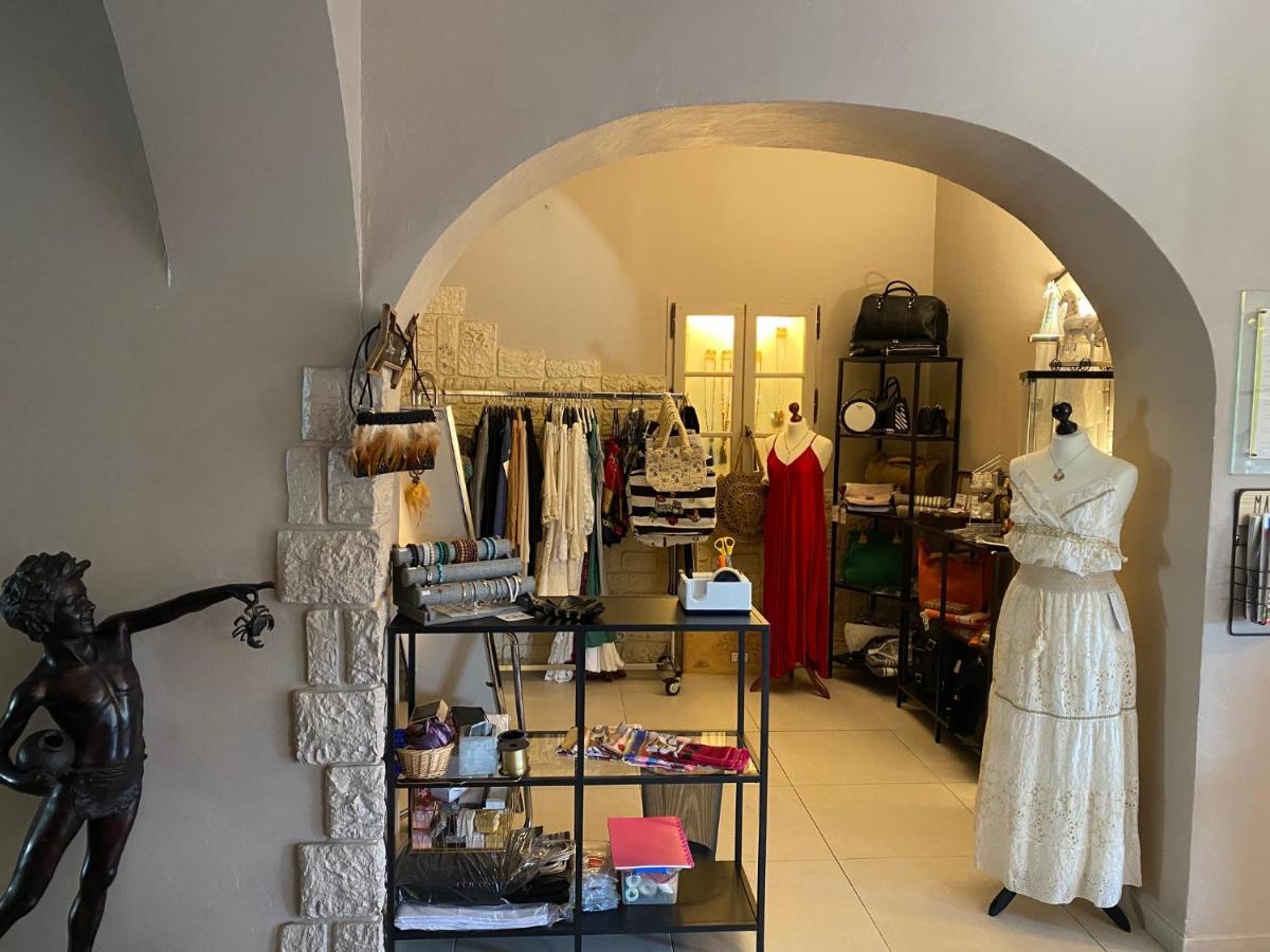 Logis Hostellerie De L'Abbaye Le Thoronet Dış mekan fotoğraf